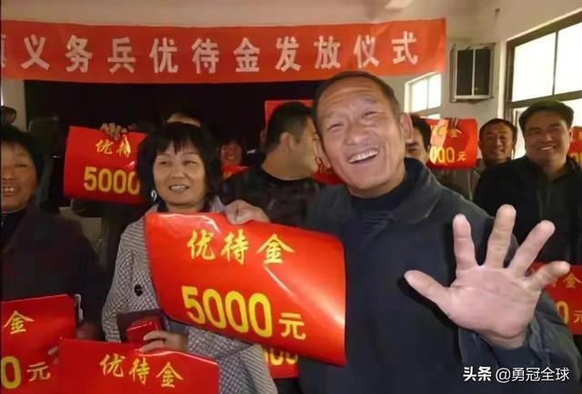 凡当过兵的每月800元补贴吗（全国退伍军人补发工资）